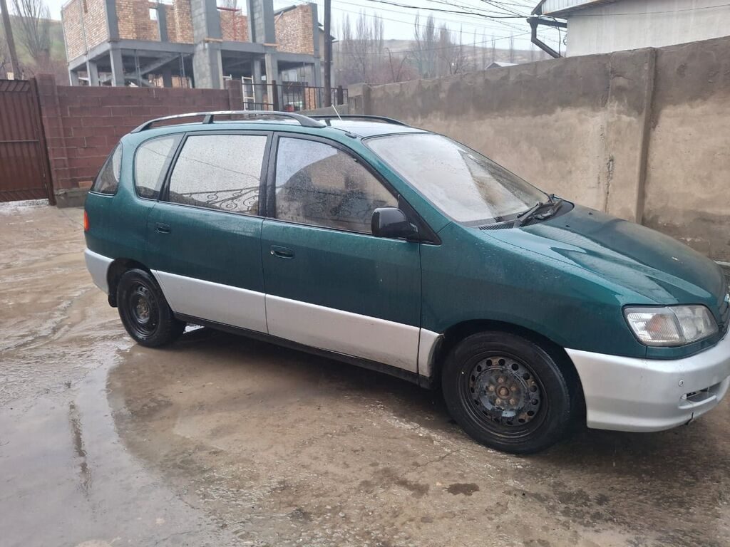 Toyota Ipsum