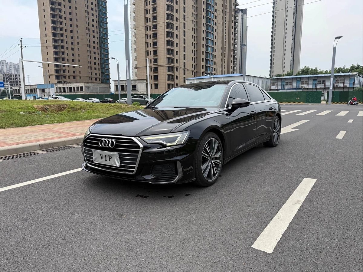 Audi A6 V (C8) 2022
