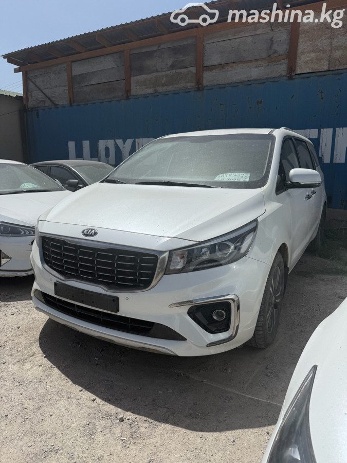 Kia Carnival III