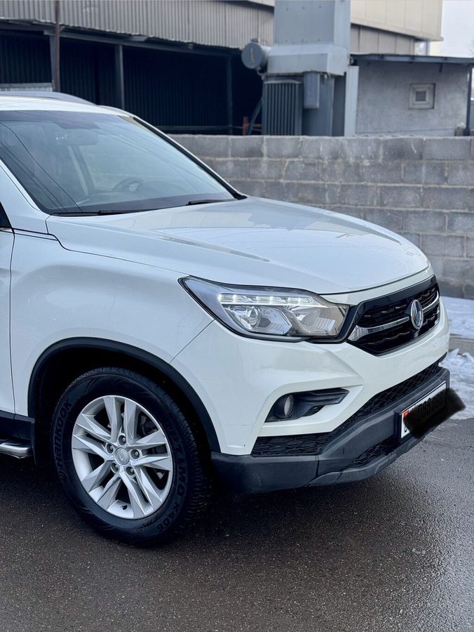 Ssangyong Rexton Sports