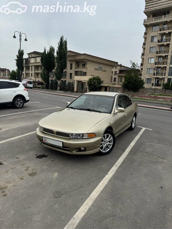 Mitsubishi Galant VIII