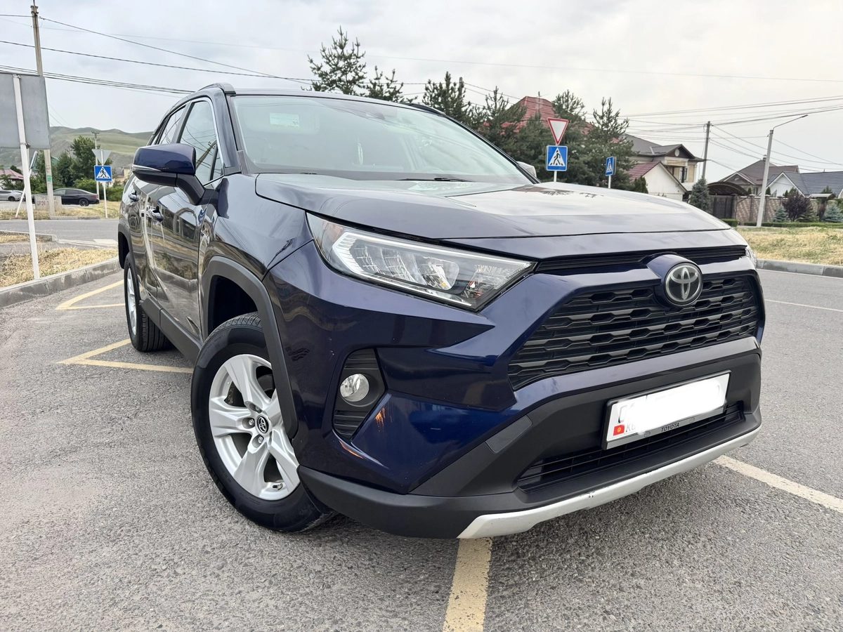 Toyota RAV4 V (XA50) 2019