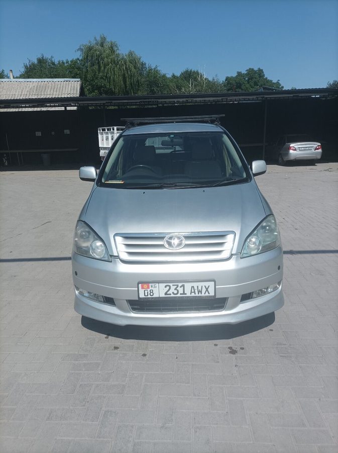 Toyota Ipsum