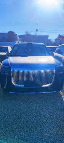 Lynk &amp; Co 900