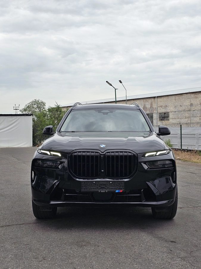 BMW X7 I (G07) Рестайлинг 2023