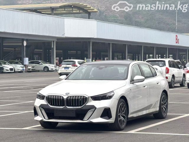 BMW i5