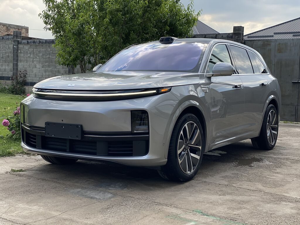 Lixiang L7