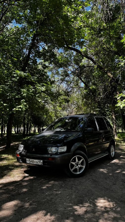 Mitsubishi RVR