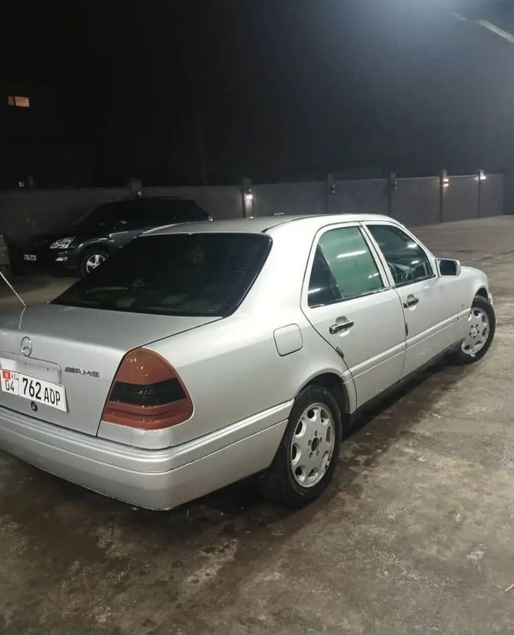 Mercedes-Benz C-Class