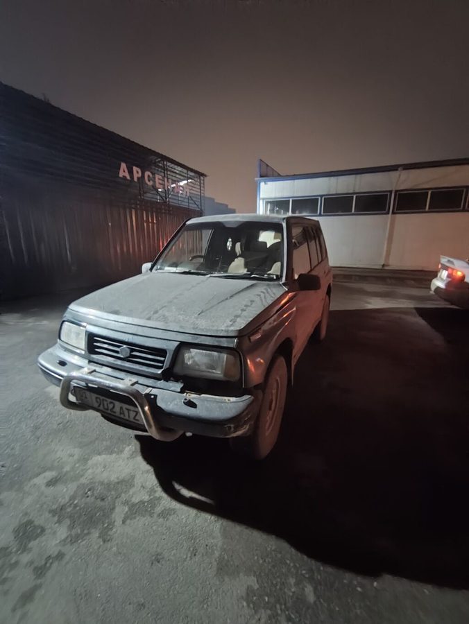Suzuki Escudo