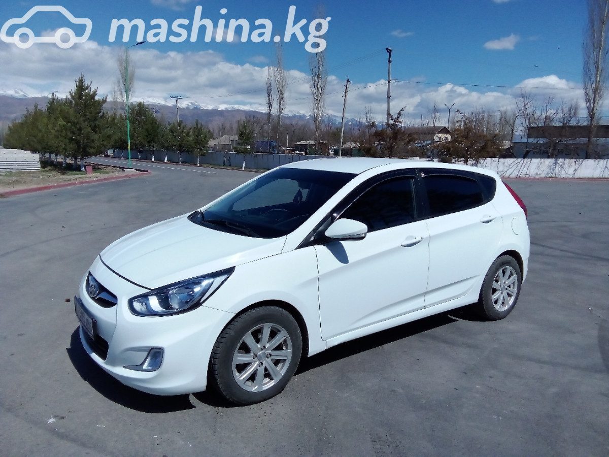 Hyundai Accent IV