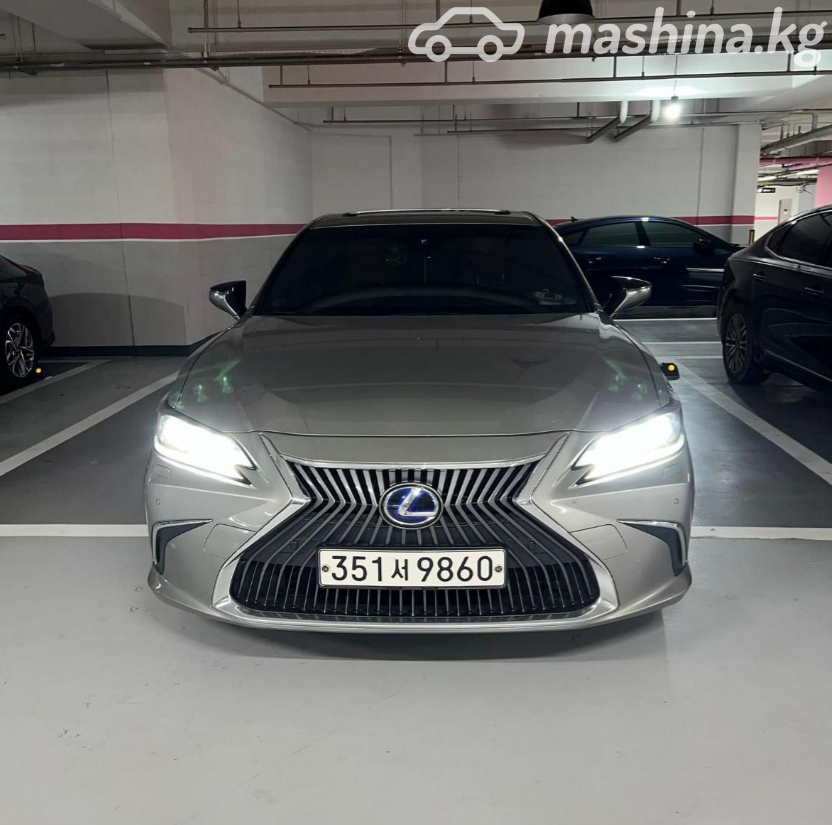 Lexus ES VII