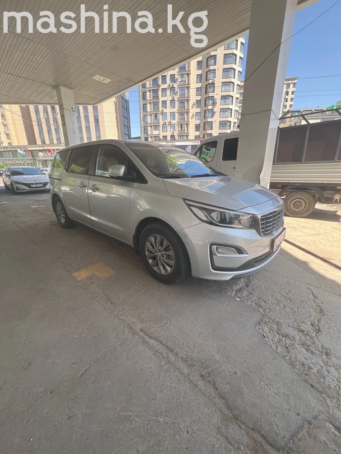 Kia Carnival III 2019