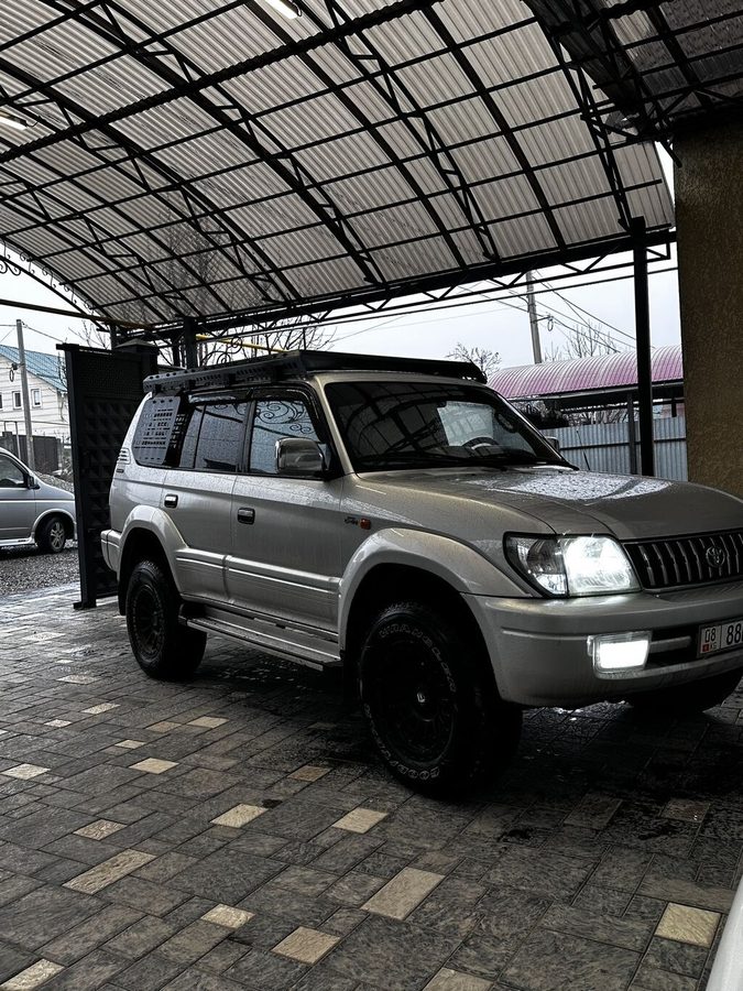 Toyota Land Cruiser Prado