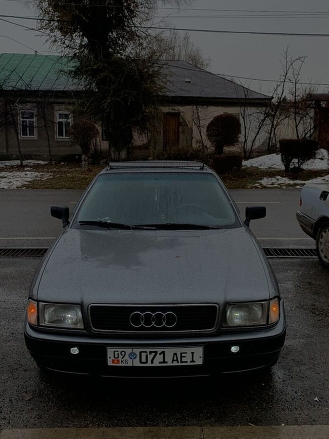 Audi 80