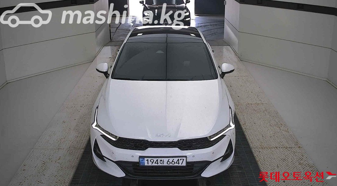 Kia K5 III
