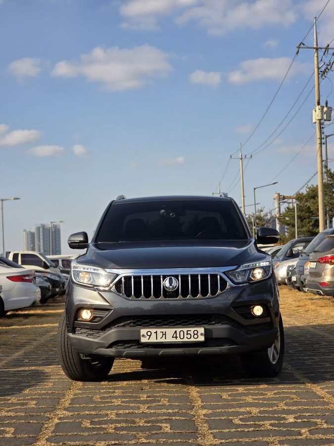 Ssangyong Rexton Khan