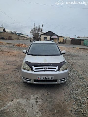 Toyota Avensis Verso