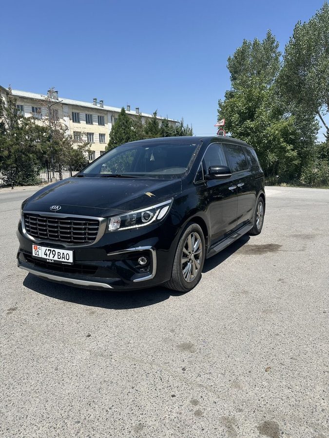 Kia Carnival