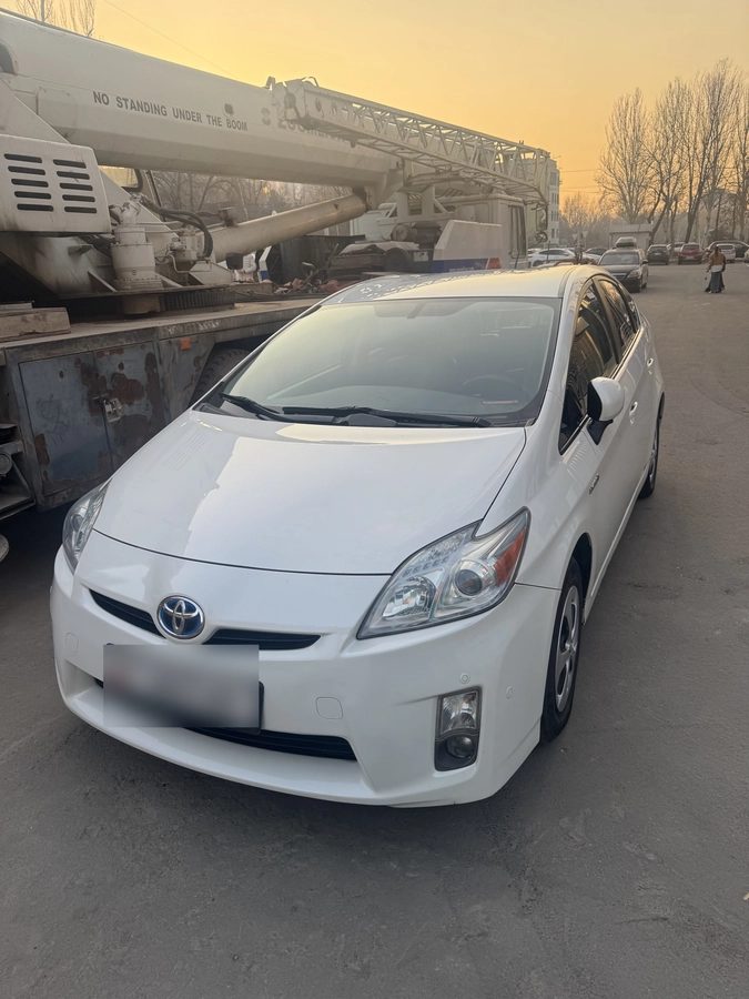 Toyota Prius III (XW30) 2011