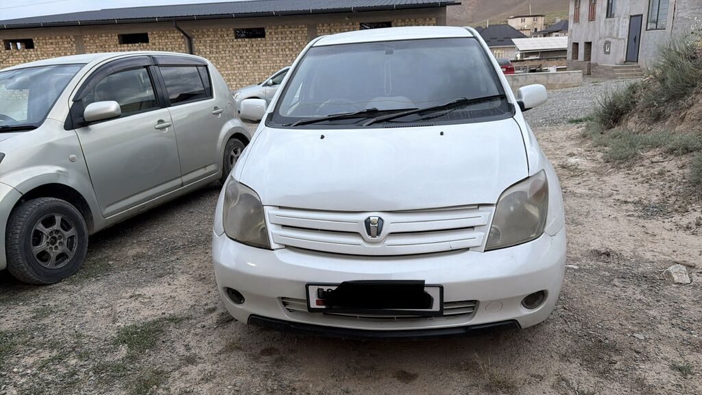 Toyota Ist