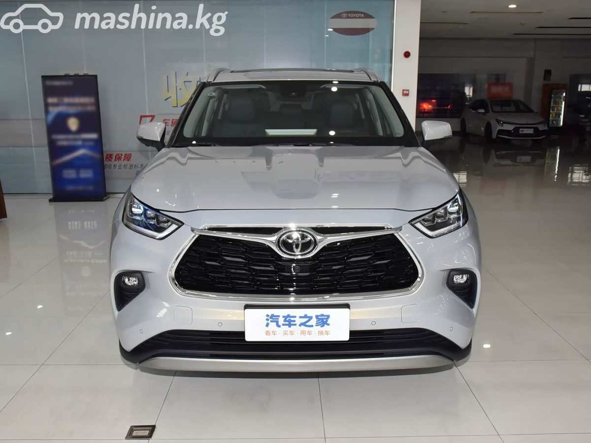 Toyota Highlander IV (U70)