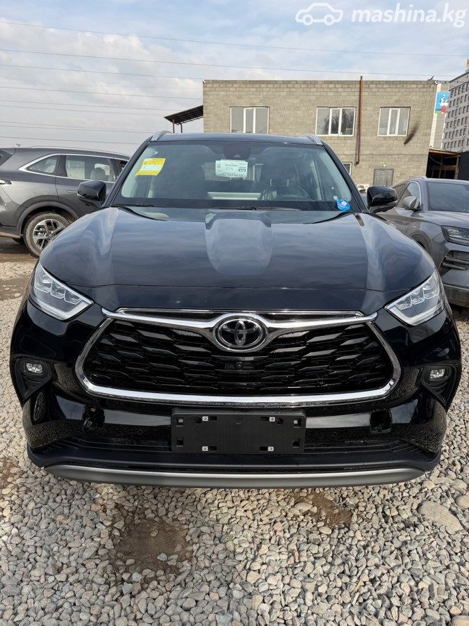 Toyota Highlander IV (U70)