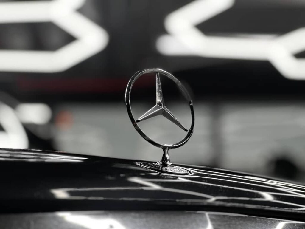 Mercedes-Benz W124