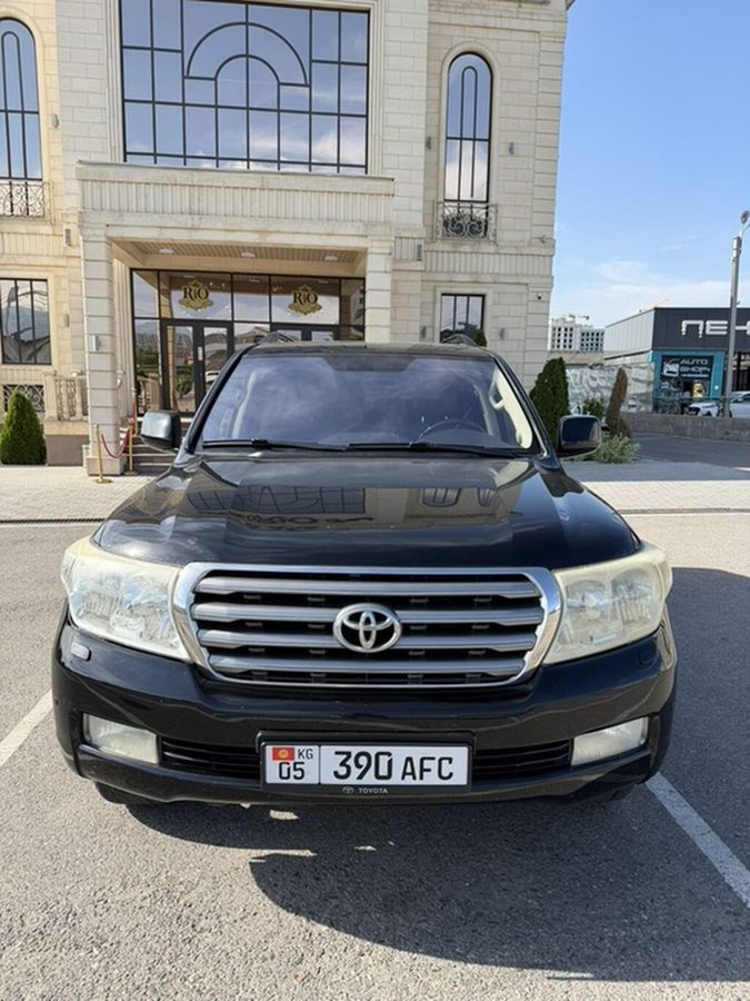 Toyota Land Cruiser