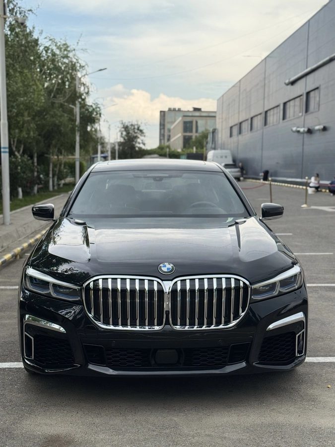 BMW 7 серии VI (G11/G12) Рестайлинг 2020