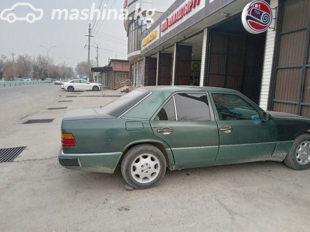 Mercedes-Benz W124
