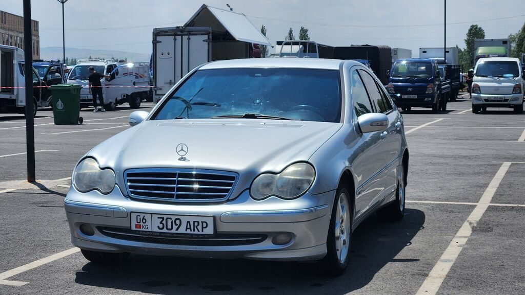 Mercedes-Benz C-Class
