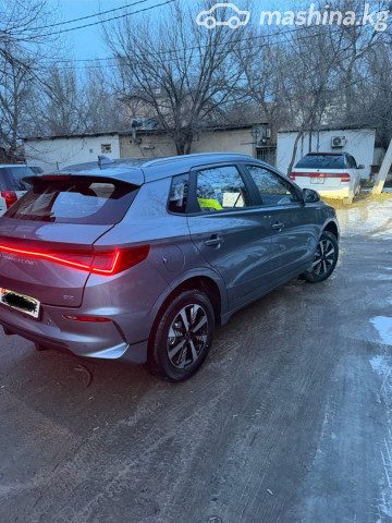 BYD E2