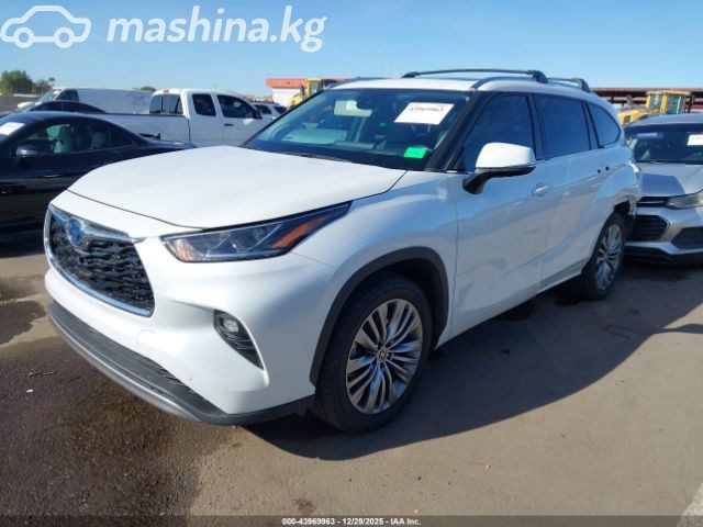 Toyota Highlander IV (U70)