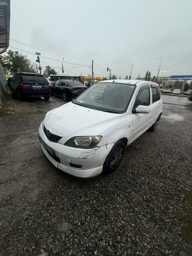 Mazda Demio