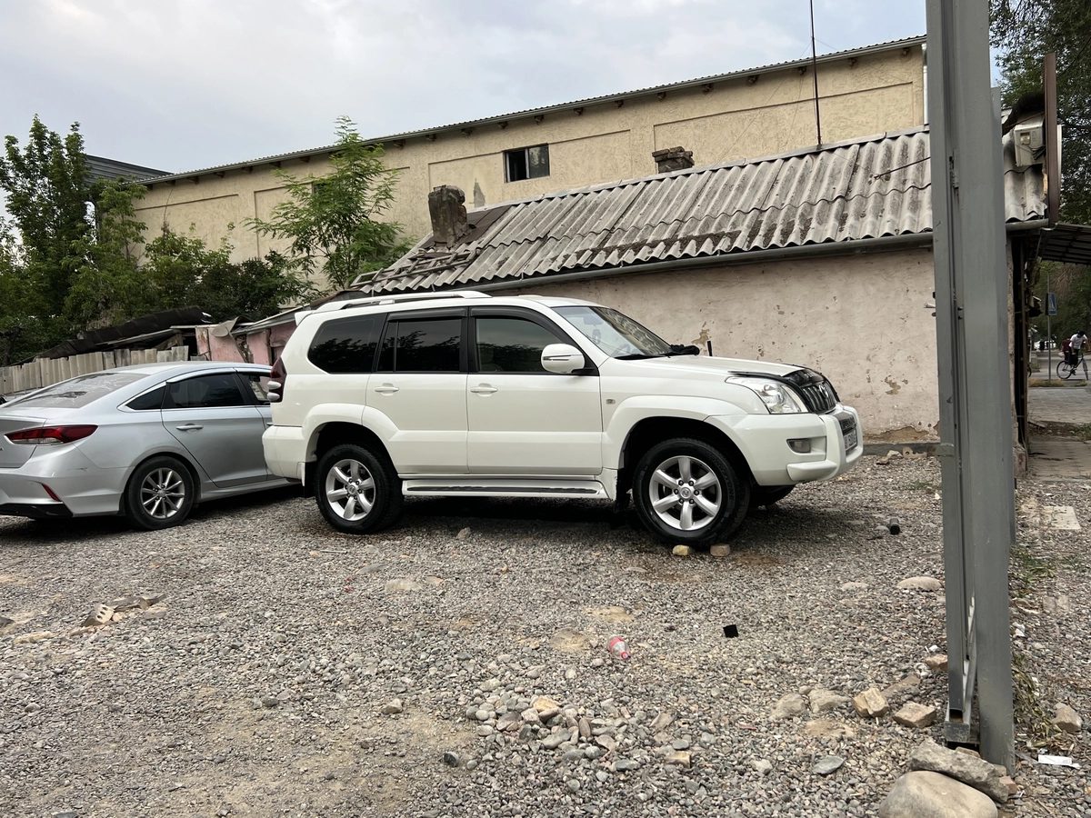 Toyota Land Cruiser Prado 120 Series 2009