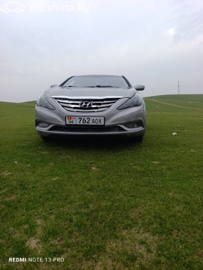 Hyundai Sonata VI (YF)