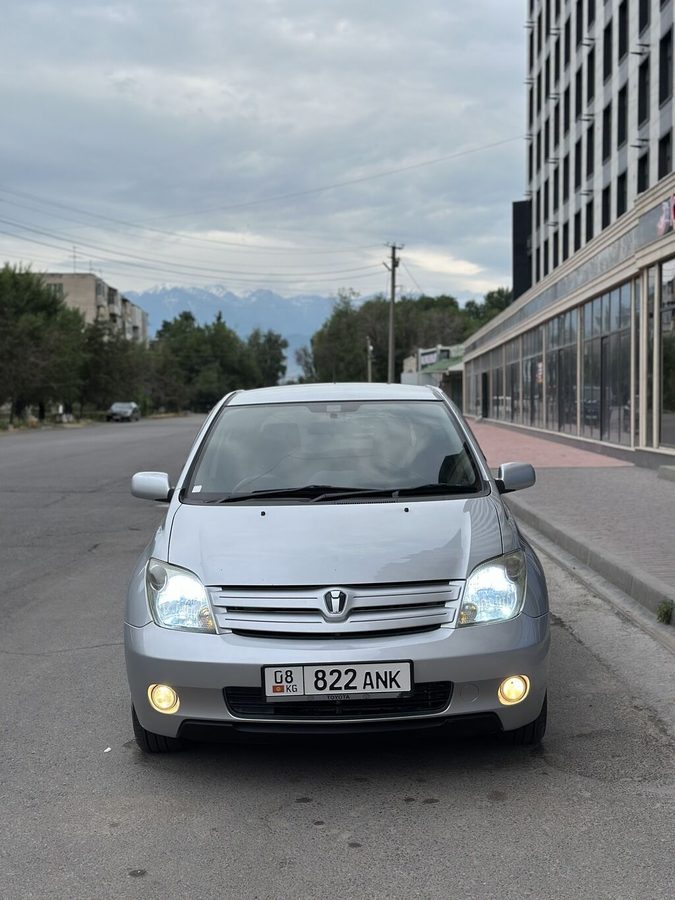 Toyota Ist