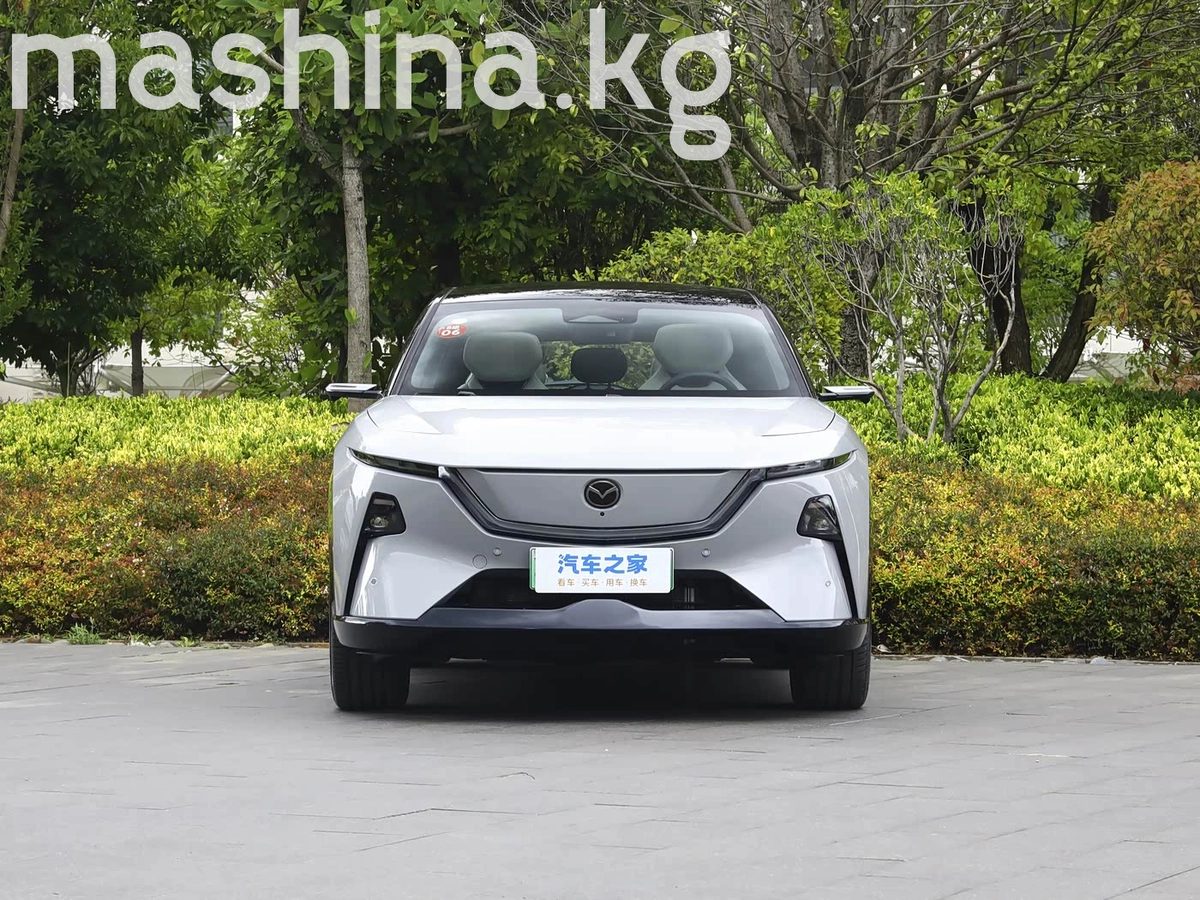 Mazda EZ-60 2025