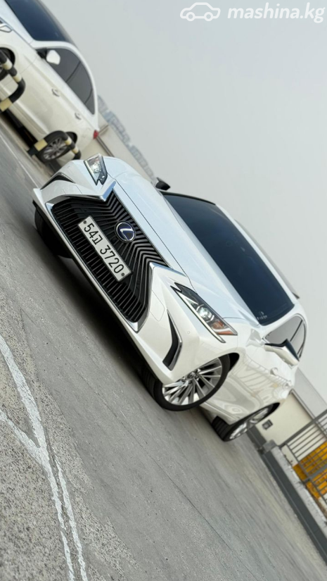 Lexus ES VII