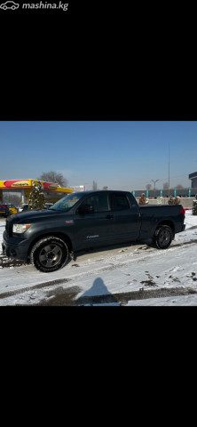 Toyota Tundra