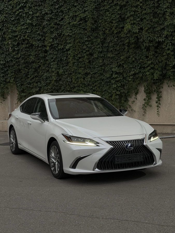 Lexus ES VII 2019