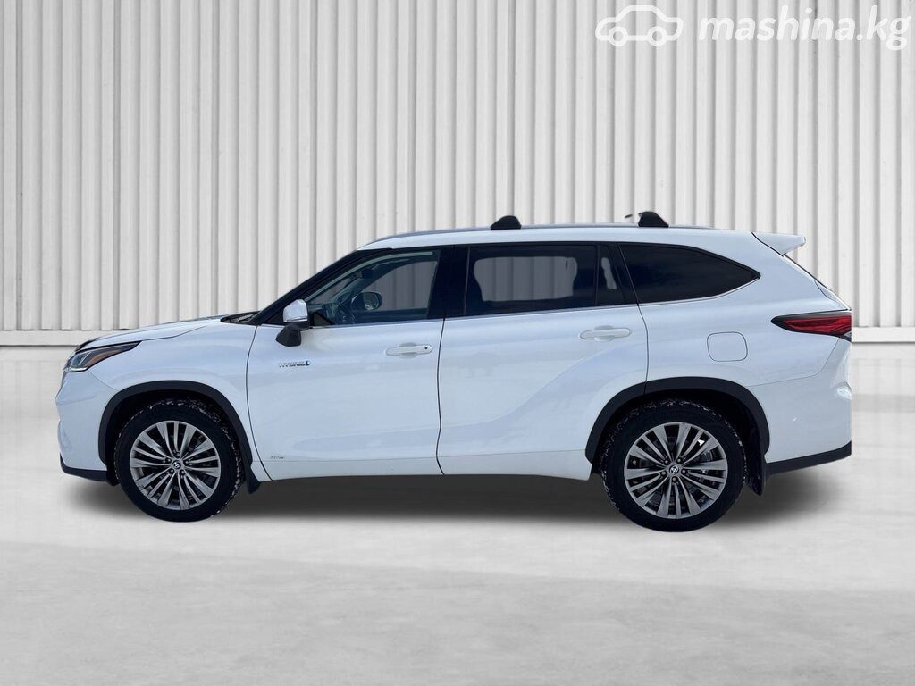 Toyota Highlander IV (U70)