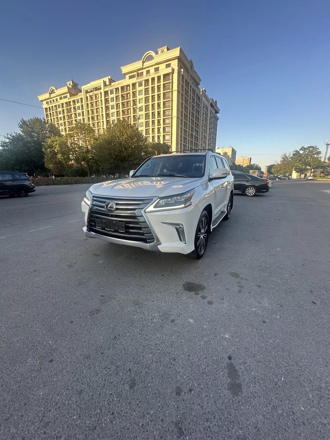 Lexus LX III Рестайлинг 2 2018