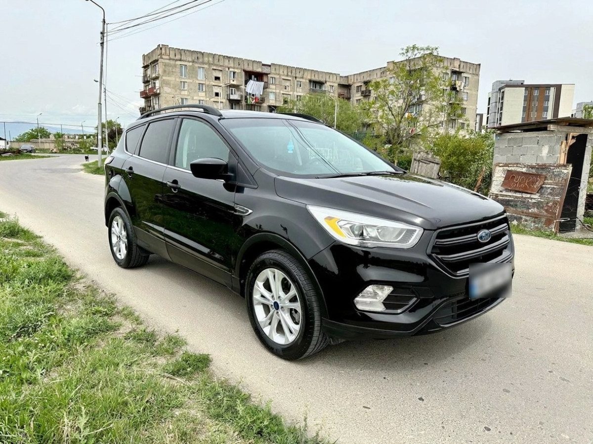 Ford Escape III Рестайлинг 2018