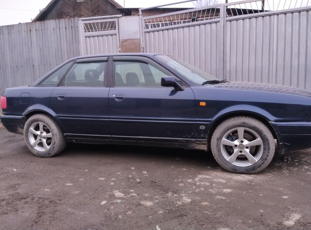 Audi 80