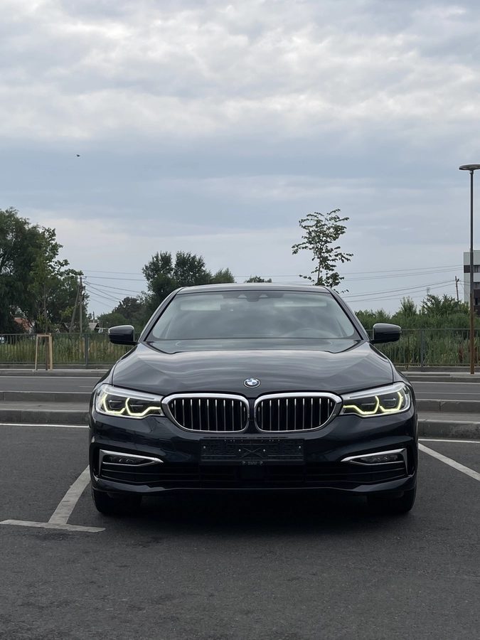 BMW 5 серии VII (G30/G31) 2018