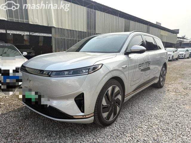 Dongfeng eπ 008