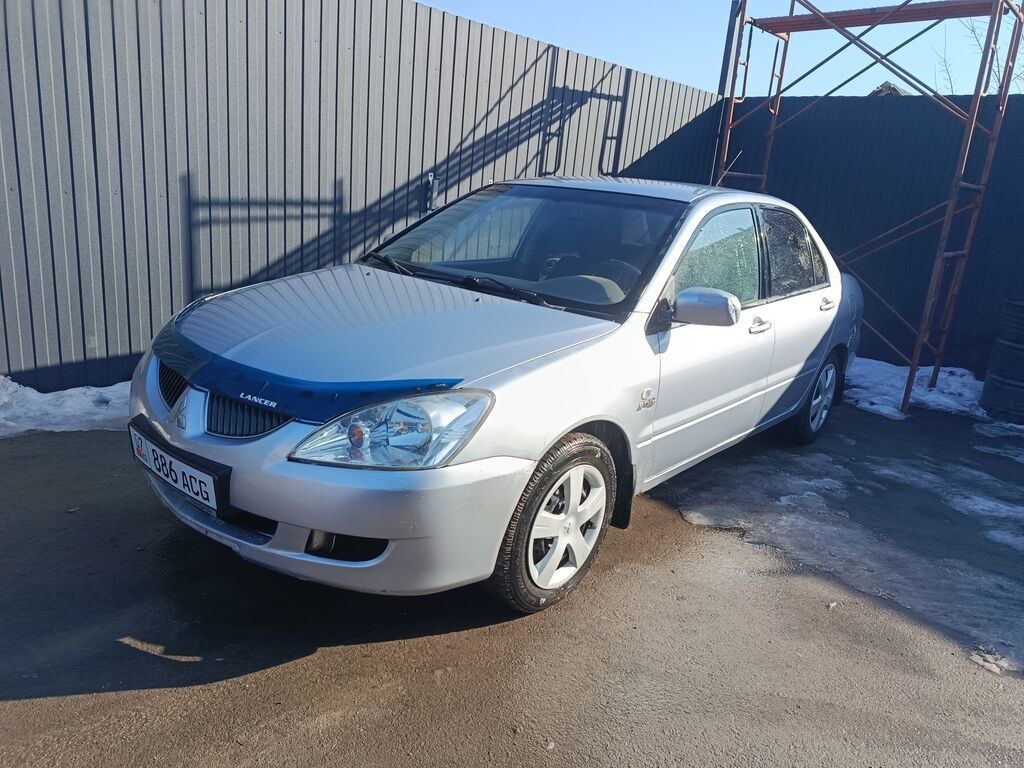 Mitsubishi Lancer