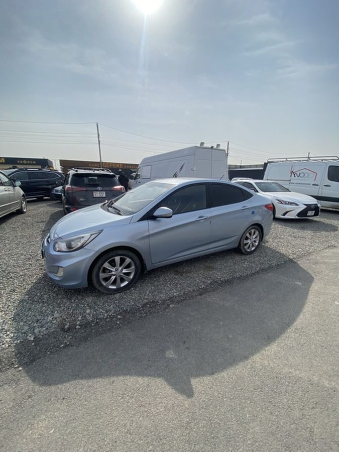 Hyundai Solaris